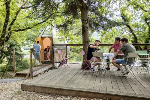 Domaine au vert dans la Drôme