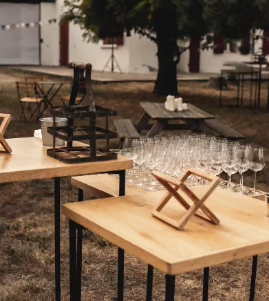 Cocktail en extérieur chateau méric.png