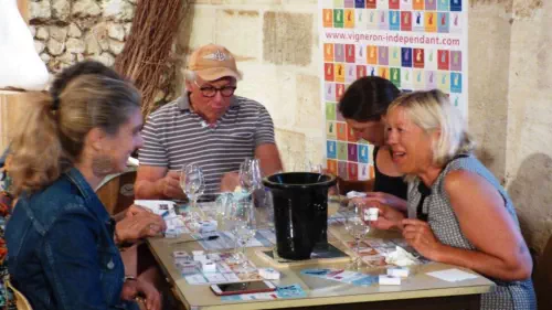 Teambuilding original de dégustation d'insectes et de vins