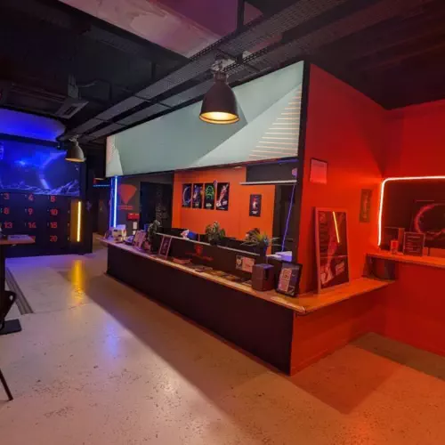 Activité high-tech en coopération en Gironde