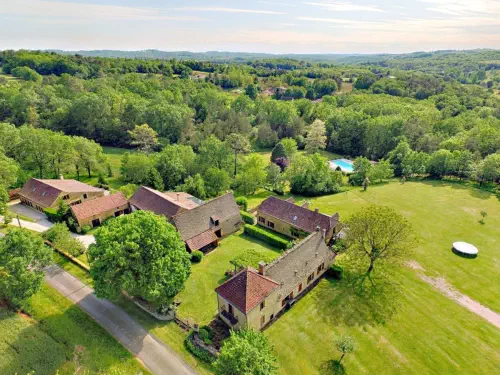 Les gîtes au coeur d'un domaine en Dordogne