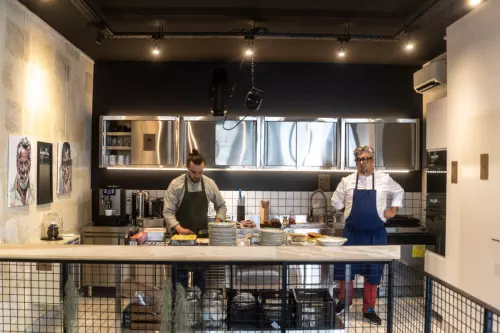 Café convivial et solidaire à Bordeaux