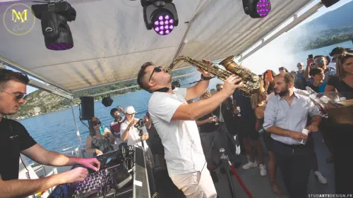 Animation musicale à Annecy