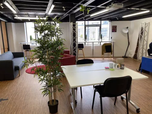 Tiers-lieu avec salle de réception et réunion dans Poitiers