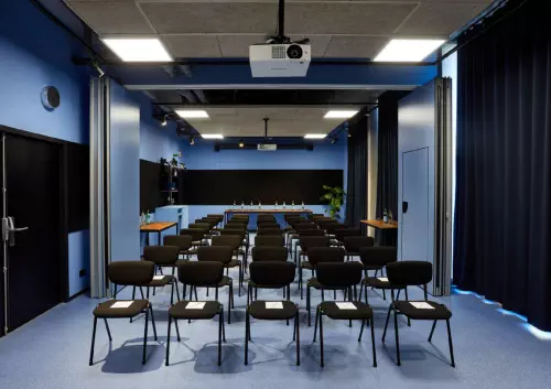 Hôtel moderne toulousain aux multiples espaces réceptifs