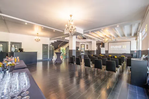 Espace atypique de 250m² dans Lyon