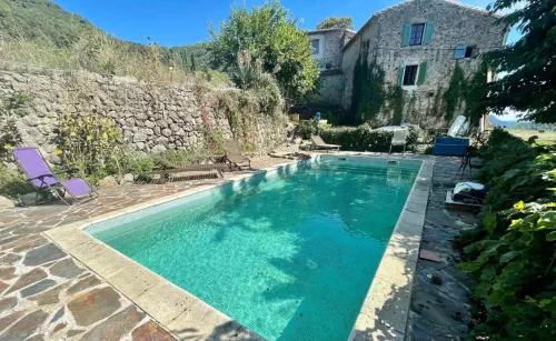 Gîte écologique dans le Gard