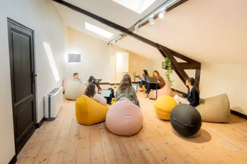  Coworking chaleureux au coeur de Bordeaux 