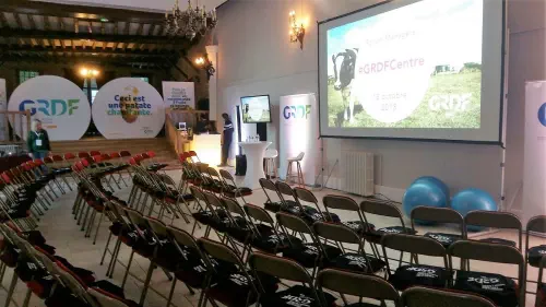 Magnifique château et ses espaces réceptifs dans le Loiret