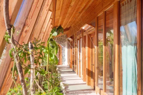 Visite d'une maison 100% autonome en Dordogne