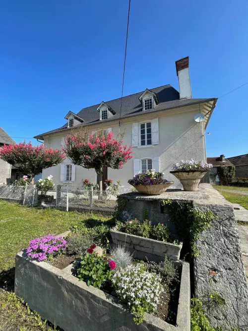 Domaine béarnais charmant et authentique 