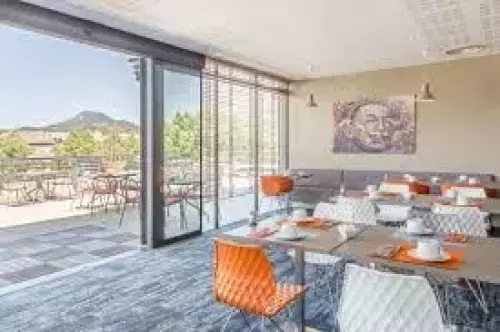 BEST WESTERN LINKO HOTEL