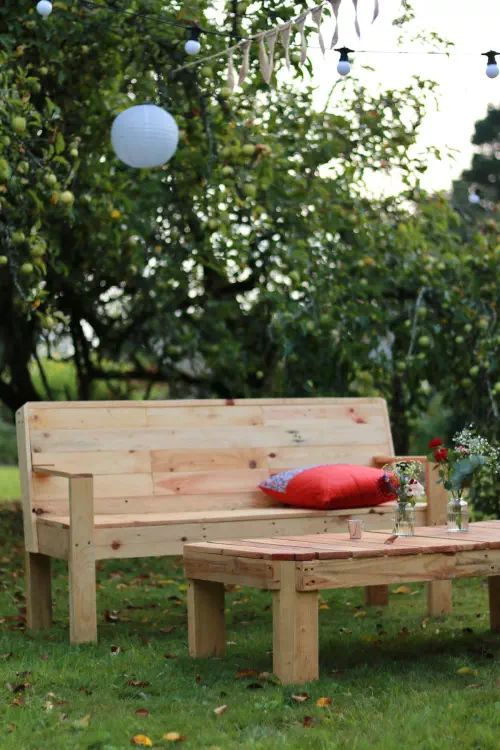 Mobilier en bois recyclé