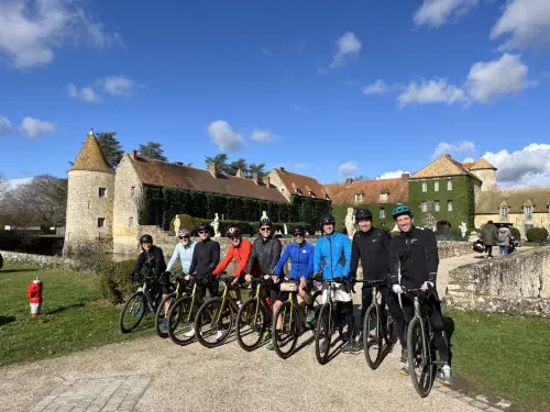 Teambuilding en vélo gravel à Paris