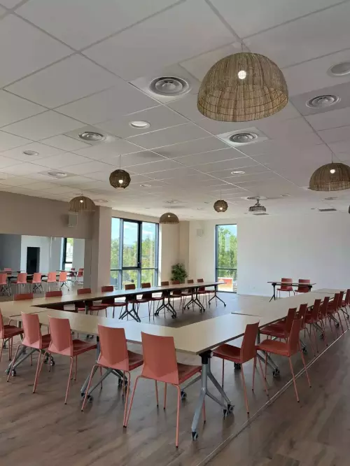 Salle de séminaire et rooftop végétalisé à Mérignac