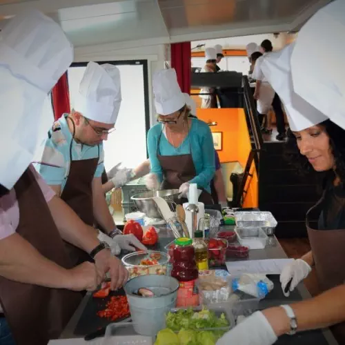Ateliers de cuisine & dégustation Paris et alentours