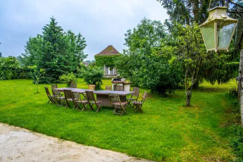 Domaine au bord de la rivière