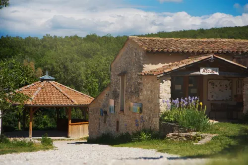 Centre écologique pour séminaires dans la Drôme