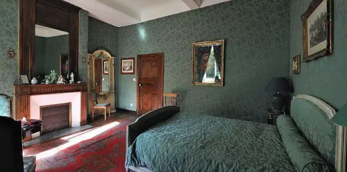 Grand domaine arboré à proximité de Rodez