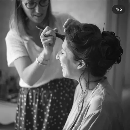 Coiffeuse et maquilleuse à Bordeaux