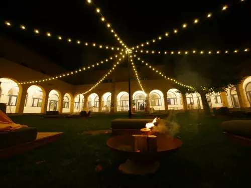 Lieu hybride de grande envergure en périphérie de Marseille