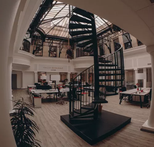 Grande salle de réception sous verrière Bordeaux centre