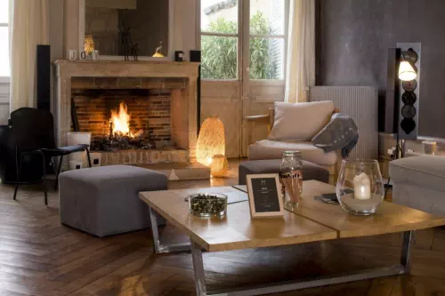 Domaine avec piscine sur les hauteurs de Lyon