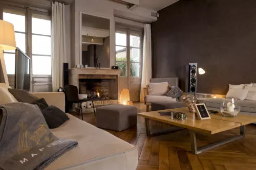 Domaine avec piscine sur les hauteurs de Lyon