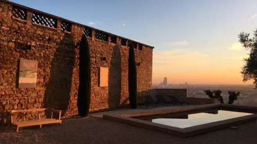 Domaine avec piscine sur les hauteurs de Lyon