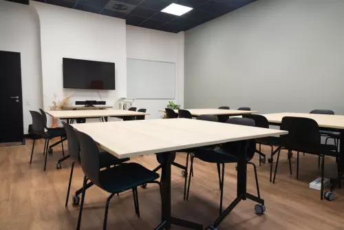 Espace de réunion lumineux à Nantes