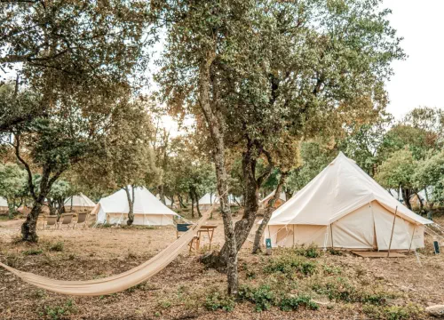 Camping naturel dans le Lubéron