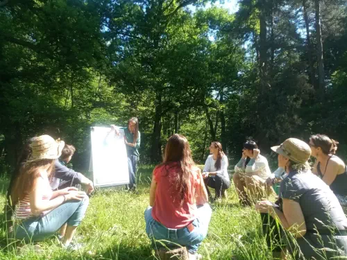 Gîte de groupe au vert dans l'Ardèche