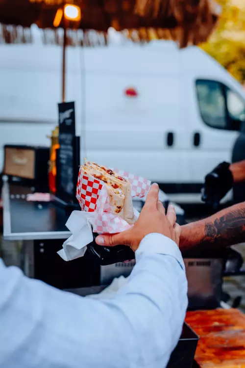 Foodtruck original roll pizza Bordeaux