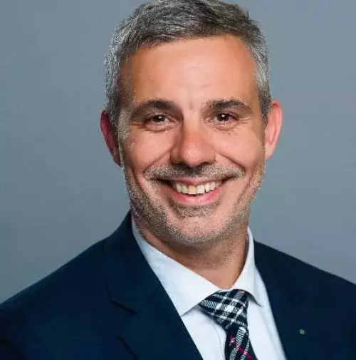 Maître de cérémonie événements entreprise France