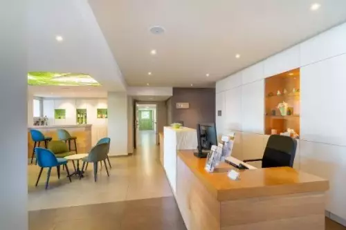 SURE HOTEL BY BEST WESTERN RENNES CHANTEPIE