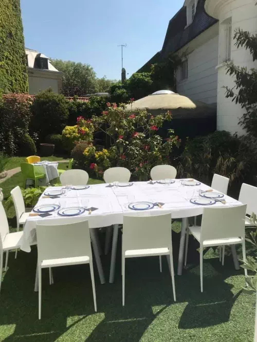 Hôtel particulier avec jardin au coeur de Versailles