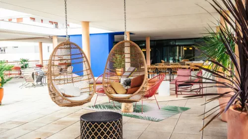 Espaces de réunion et réception avec rooftop à Bordeaux