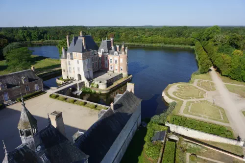 Majestueux château dans le Loiret