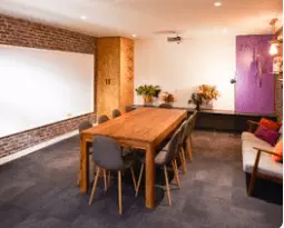 Coworking ambiance jungle et terrasse à Paris