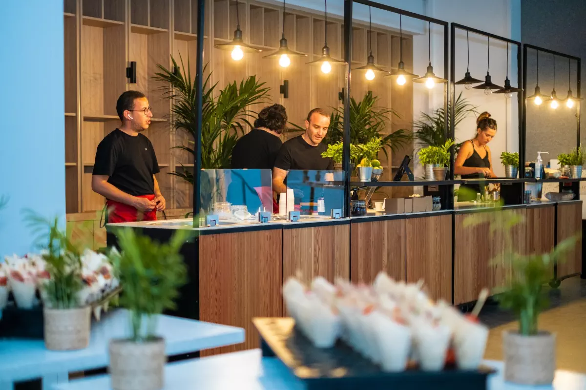 Stands le food corner lors d'un événement d'entreprise