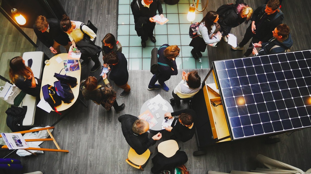 Sonorisation d'un espace dans un salon