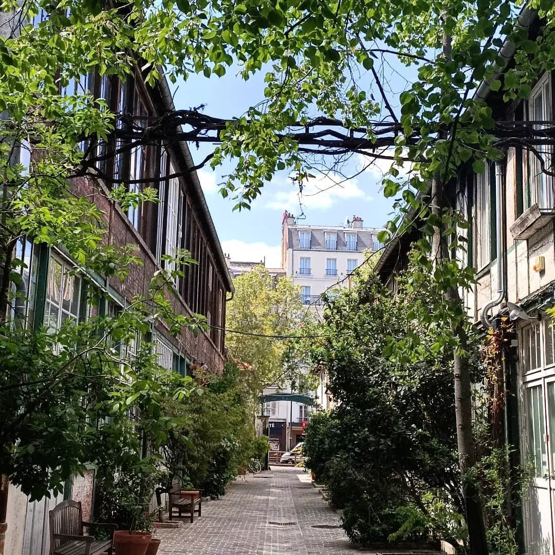 La rue de la galerie