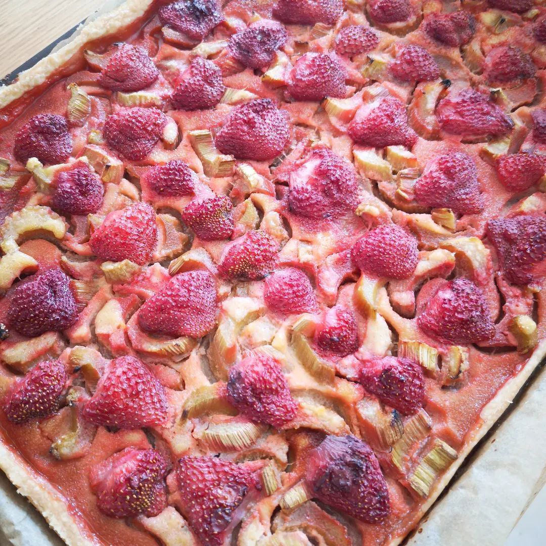 tarte aux fraises et rhubarbe 