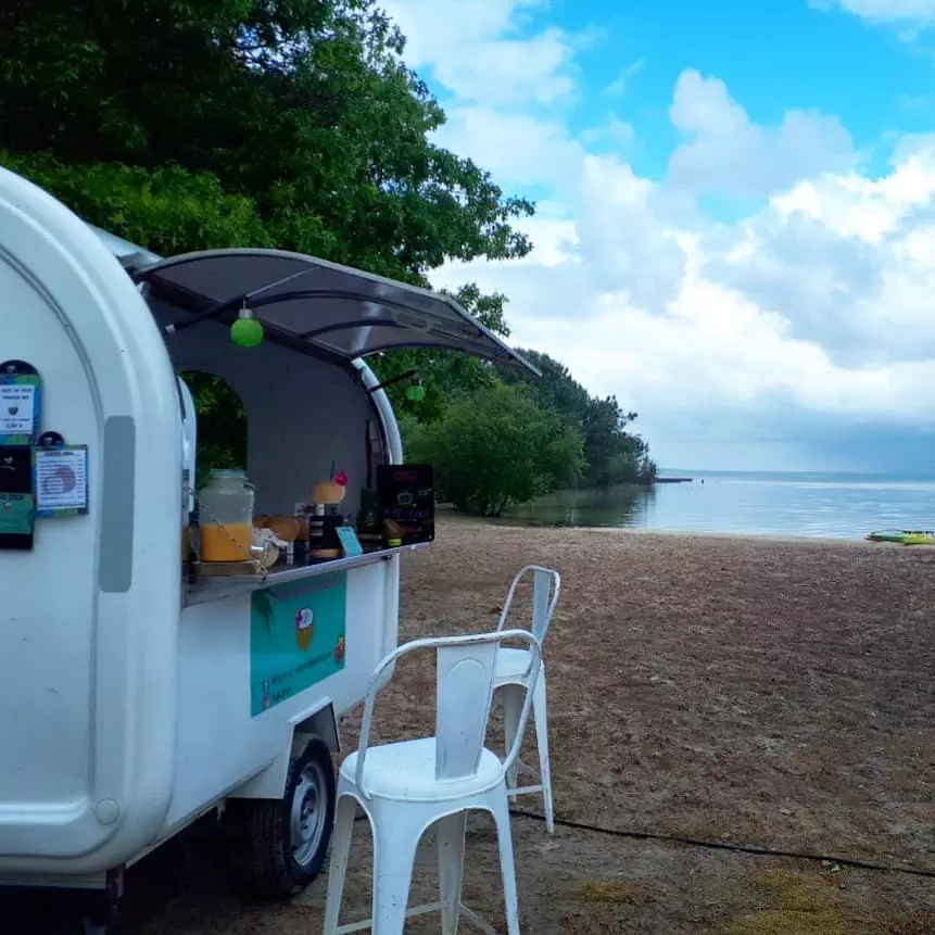 Truck coco plage.jpg