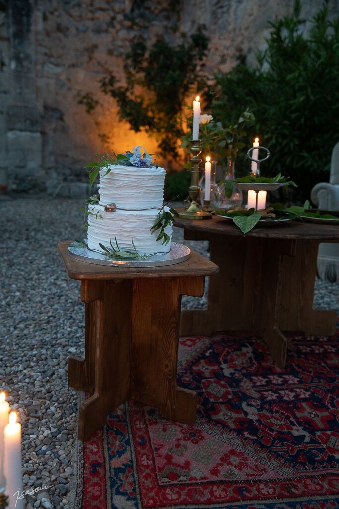 Table basse et tabouret